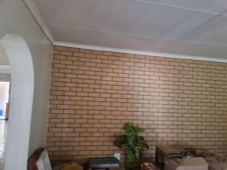 3 Bedroom Property for Sale in Protea Park North West